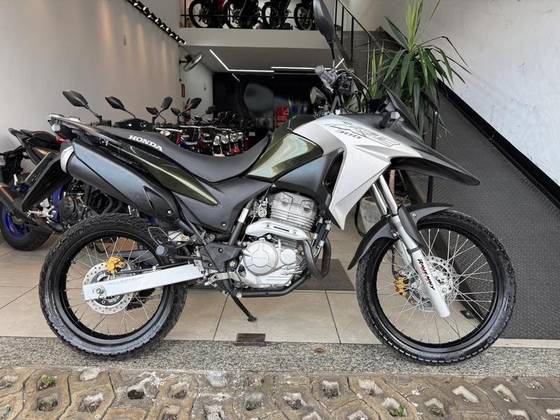 HONDA XRE 300 HONDA XRE 300